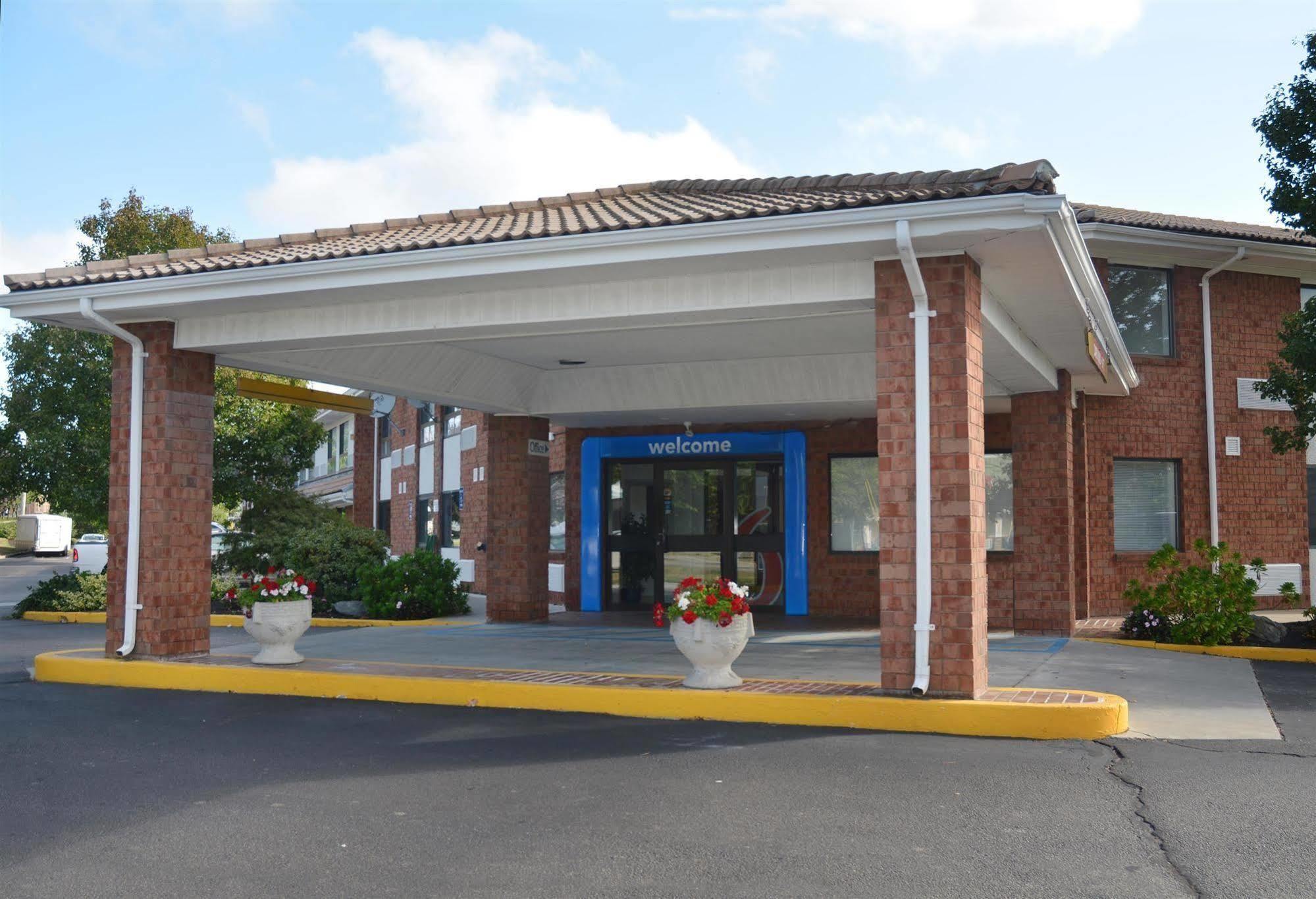 Motel 6-Newport, Ri Exteriör bild